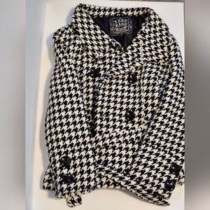 Chevron Design Women's Last Kiss XL Jacket Pea Coat Runs Small